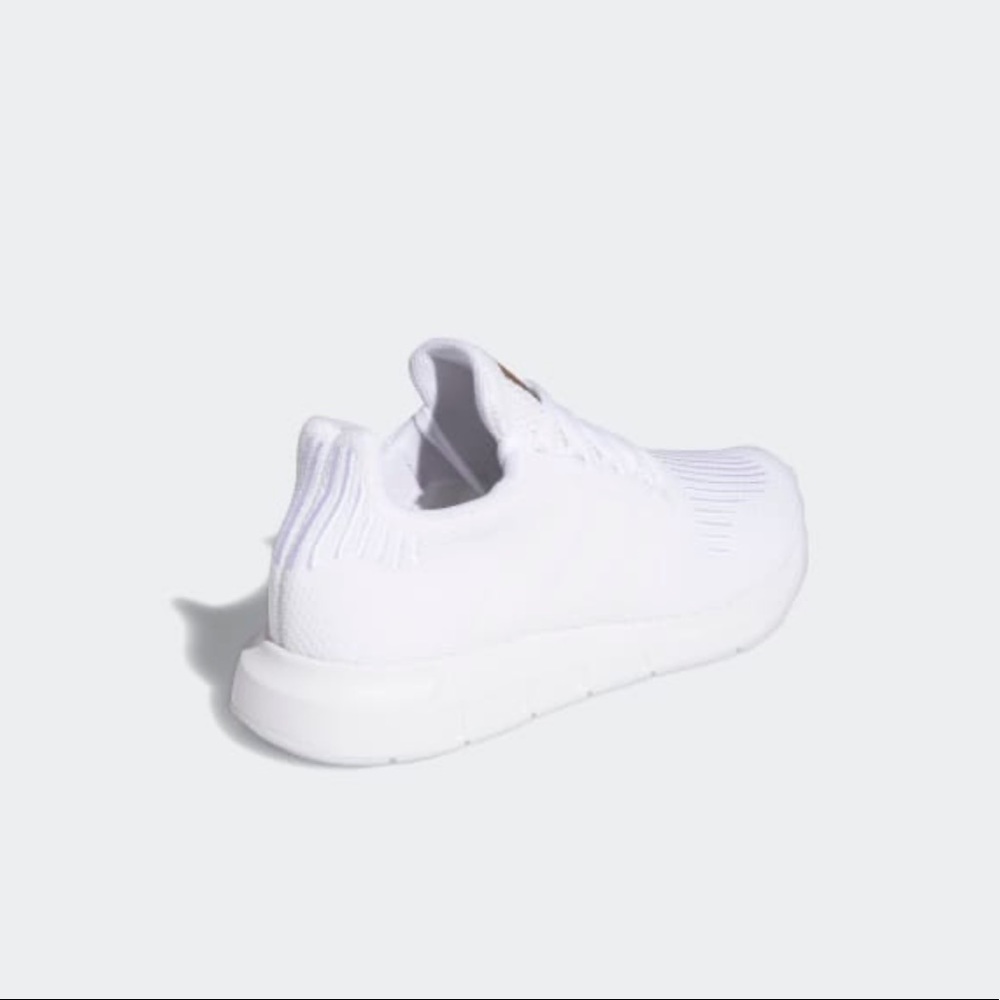 Adidas • Swift Run Sneakers - Picture 5 of 14